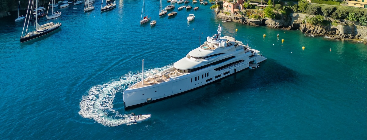 Centro di formazione Universo GMDSS Italia - Aula corsi e attrezzature professionali